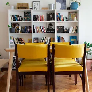 41-mitropoleos.hotels-of-thessaloniki.com/